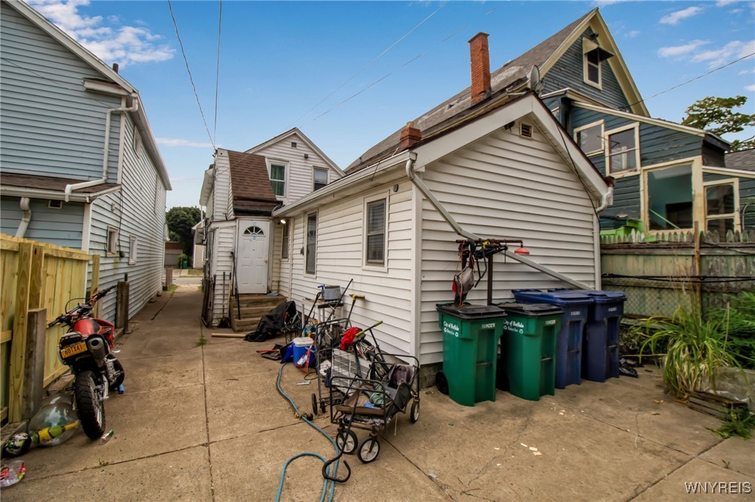 photo O56Eu2o7Hga8FkSvohaQ: 439 Busti Avenue, Buffalo NY 14201