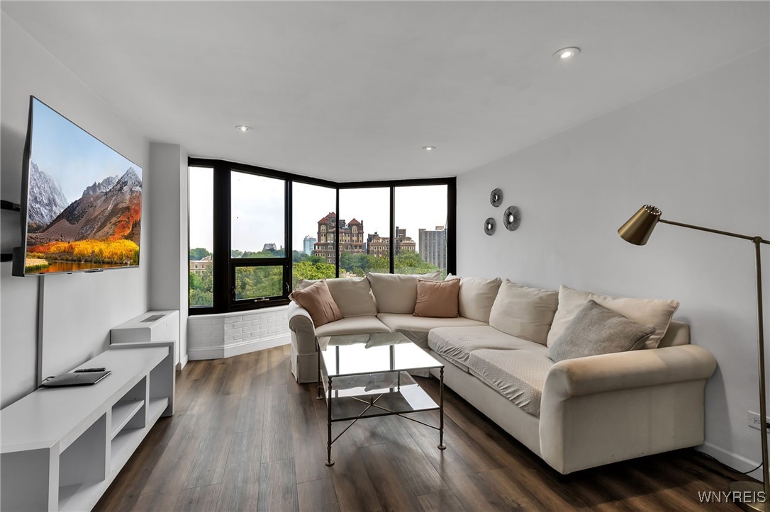 photo 3 : 849 Delaware Avenue 704, Buffalo NY 14209