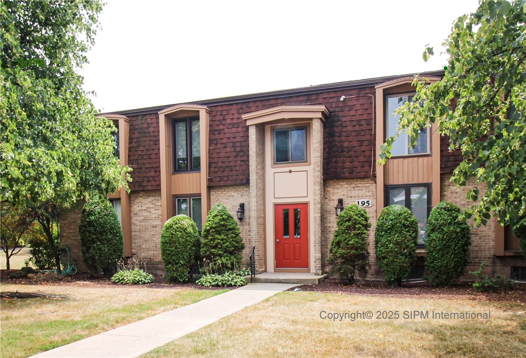 photo undefined: 195 Charter Oaks Drive 3, Amherst NY 14228