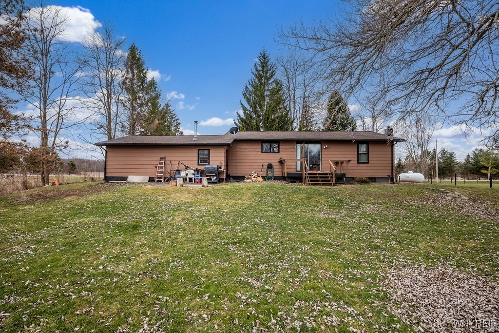 photo 1 : 12284 Tonawanda Creek Road, Newstead NY 14001