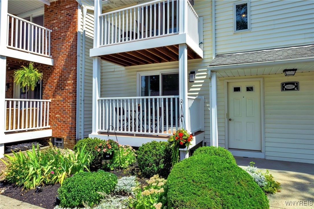photo kq0jAtLnqP7s8vfdYlsSEJ3RcqGe7LkrVXd2g: 4607 Chestnut Ridge Road I, Amherst NY 14228