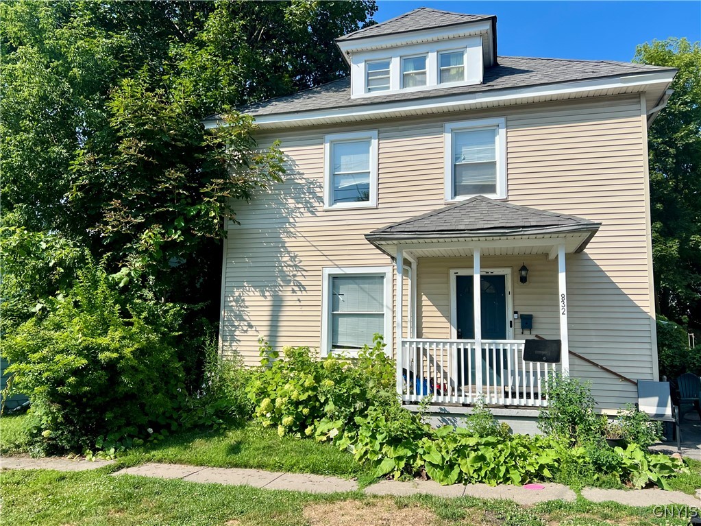 photo undefined: 832 Waverly Place, Utica NY 13502