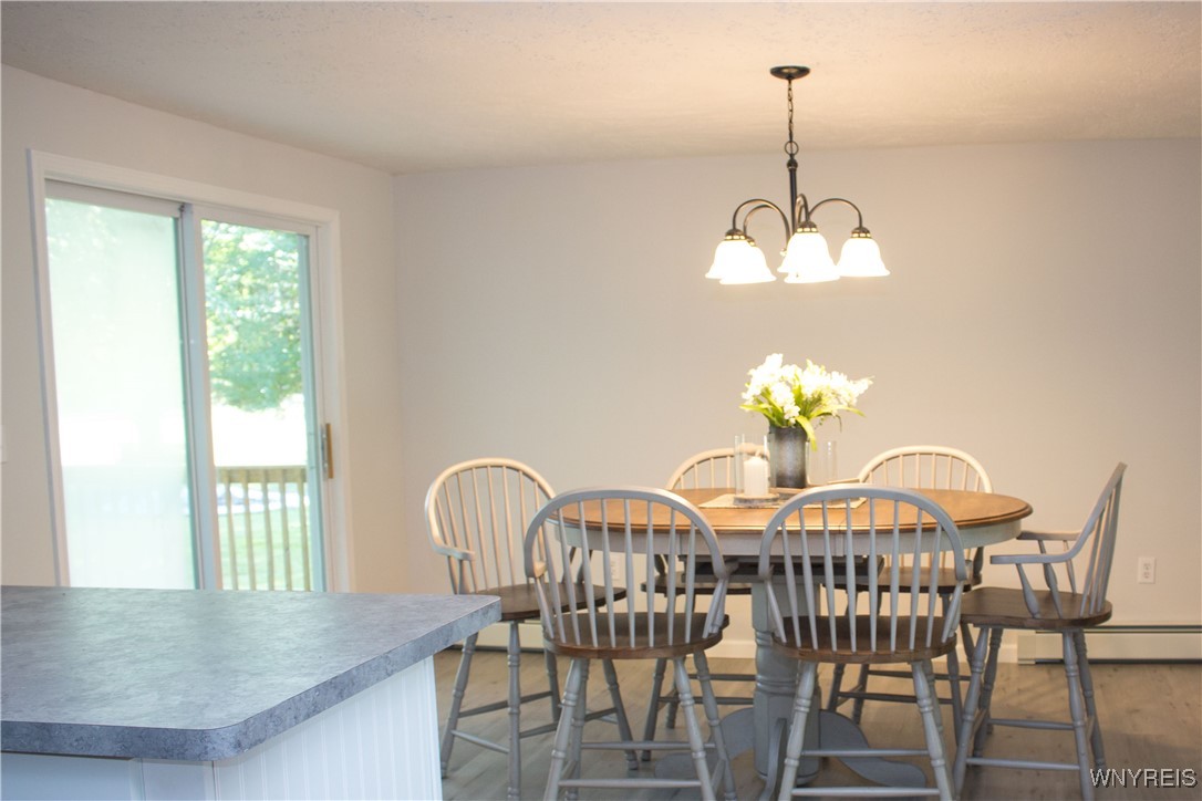 photo 2 : 1307 Milestrip Road, Brant NY 14111