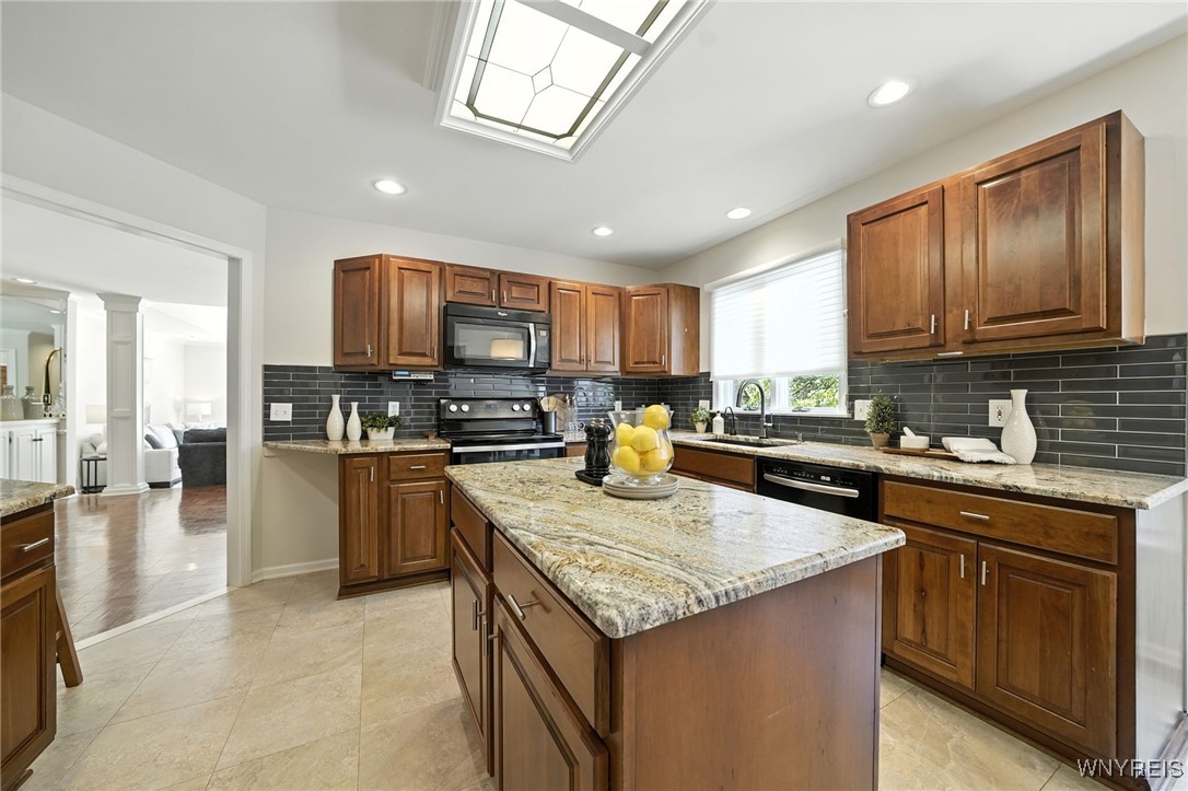 photo 3 : 51 Hampton Hill Drive, Amherst NY 14221