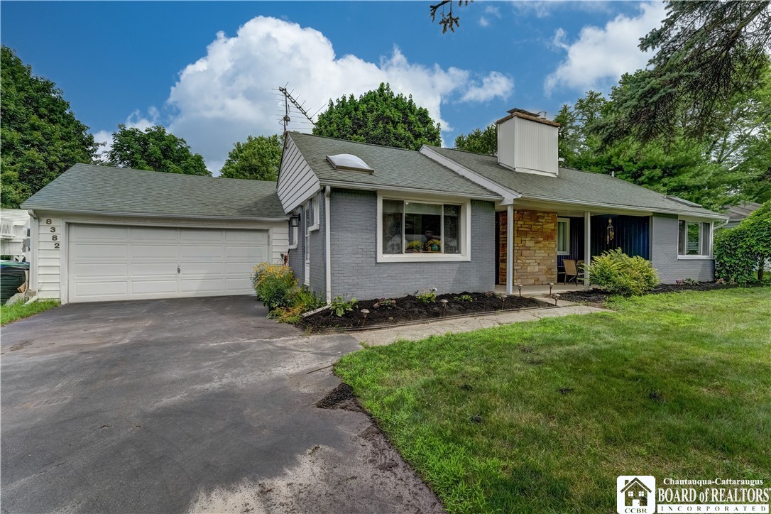 photo U: 8382 Kimberly Road, Clarence NY 14221