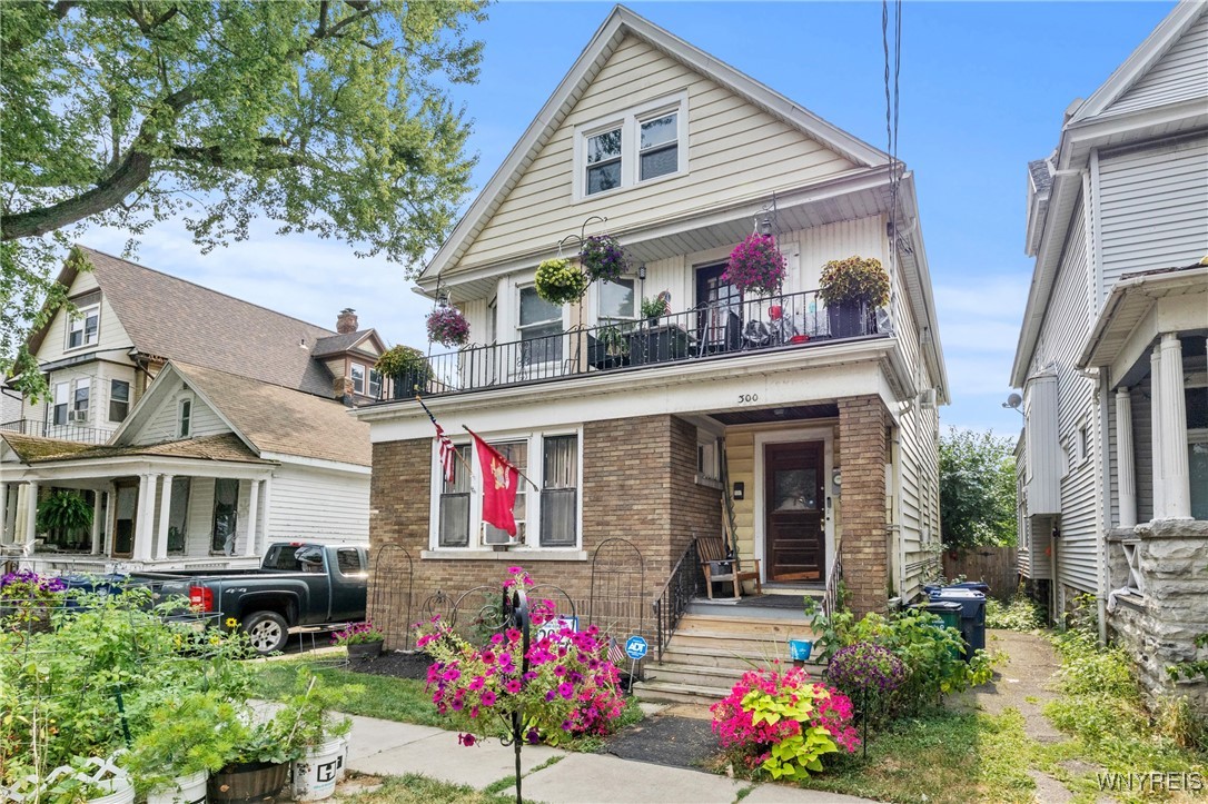 photo undefined: 300 Dearborn Street, Buffalo NY 14207