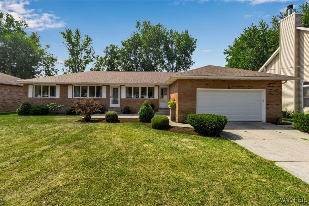 photo d8tPUE8I: 79 Schoelles Road, Amherst NY 14228