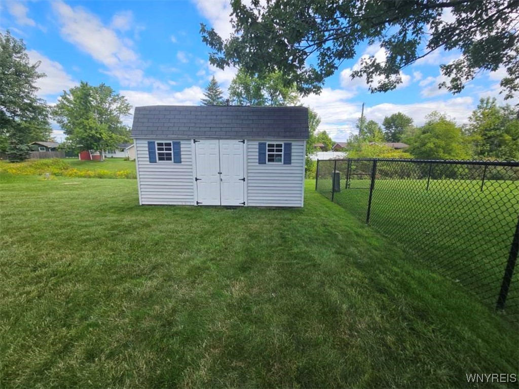 photo undefined: 92 Chapel Glen Drive, Hamburg NY 14075
