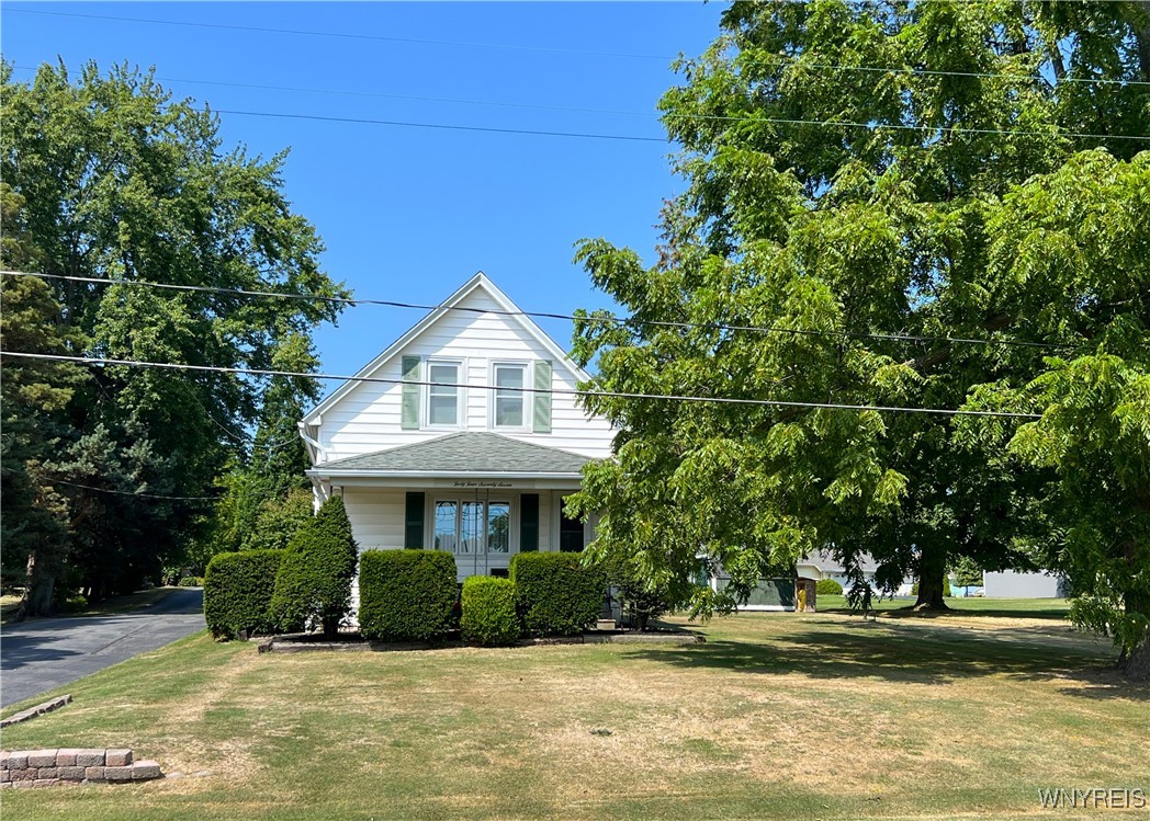 photo undefined: 4477 East Lake Road, Wilson NY 14172