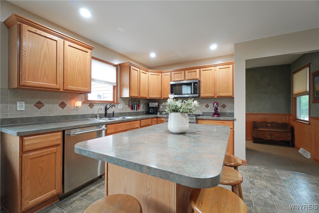 photo 3 : 7570 Cedar Street, Newstead NY 14001