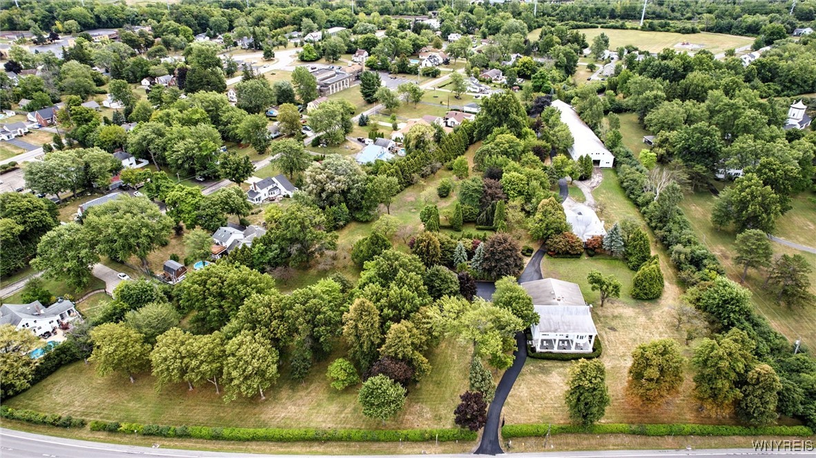 photo undefined: 4261 Lake Shore Road, Hamburg NY 14075