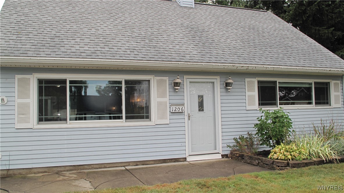photo 1 : 1206 Stony Point Road, Grand Island NY 14072