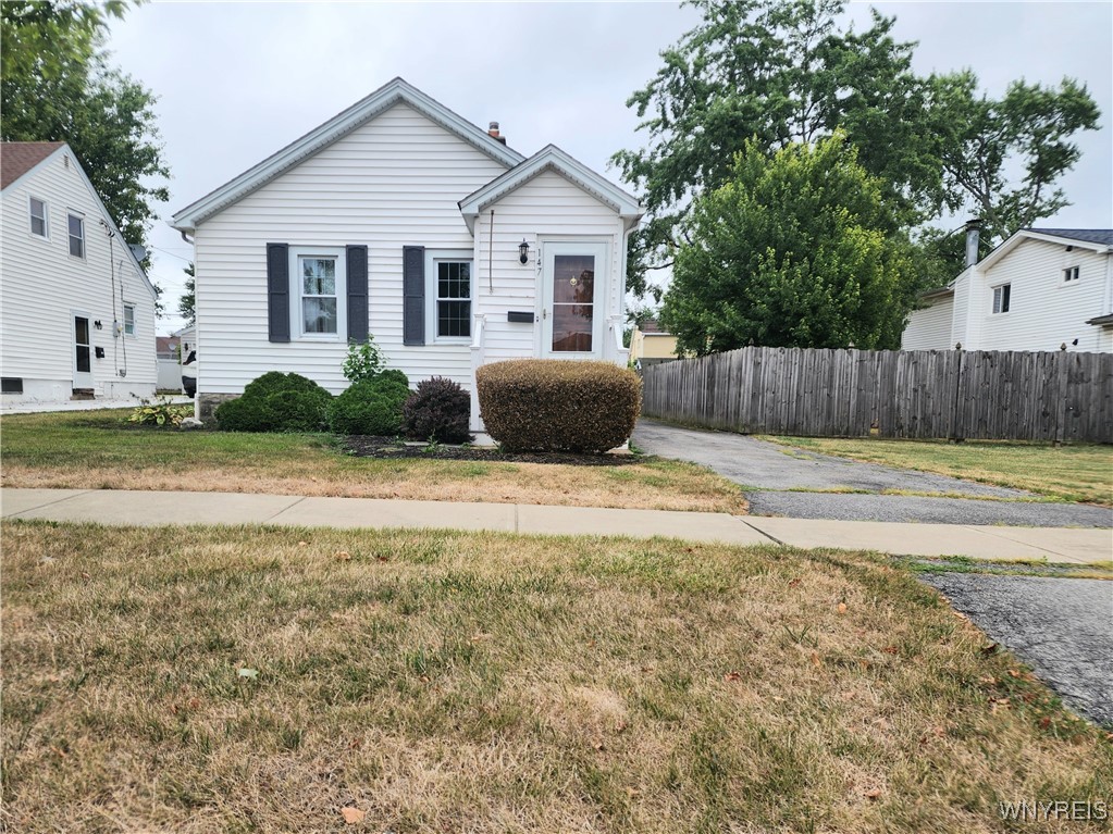 photo XFtAevb0MAUjyCKxGES2ZeG1E56oR4: 147 Leonore Road, Amherst NY 14226