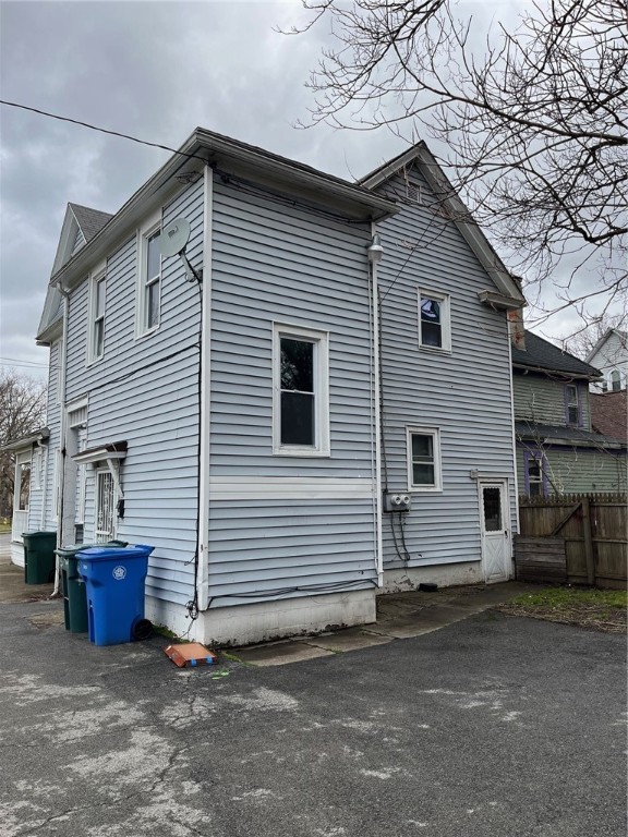 photo 1 : 572-574 Seward Street, Rochester NY 14608