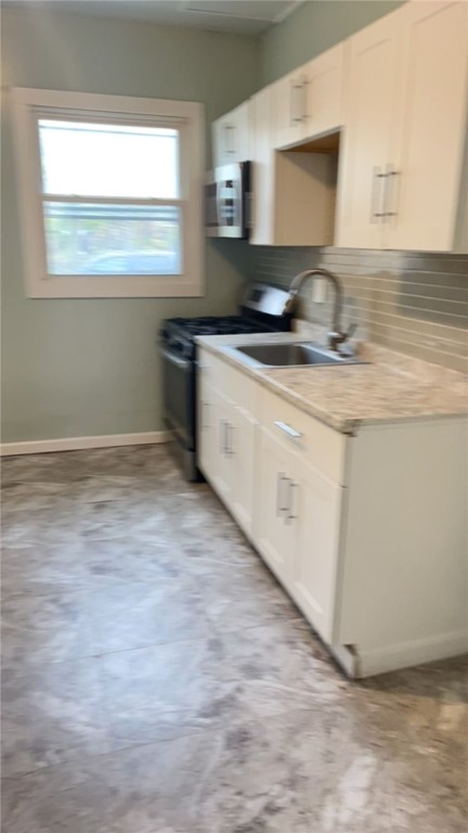 photo 3 : 572-574 Seward Street, Rochester NY 14608