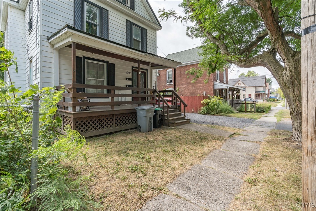 photo qHSRc: 1006 Academy Street, Watertown City NY 13601