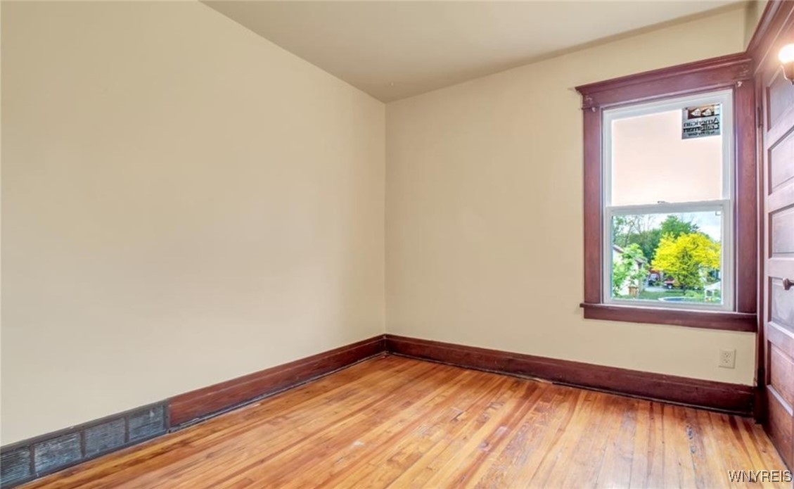 photo undefined: 33 Philadelphia Street Upper, Buffalo NY 14207