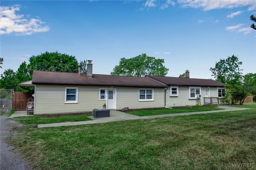 photo undefined: 100 Sullivan Road, Alden NY 14004