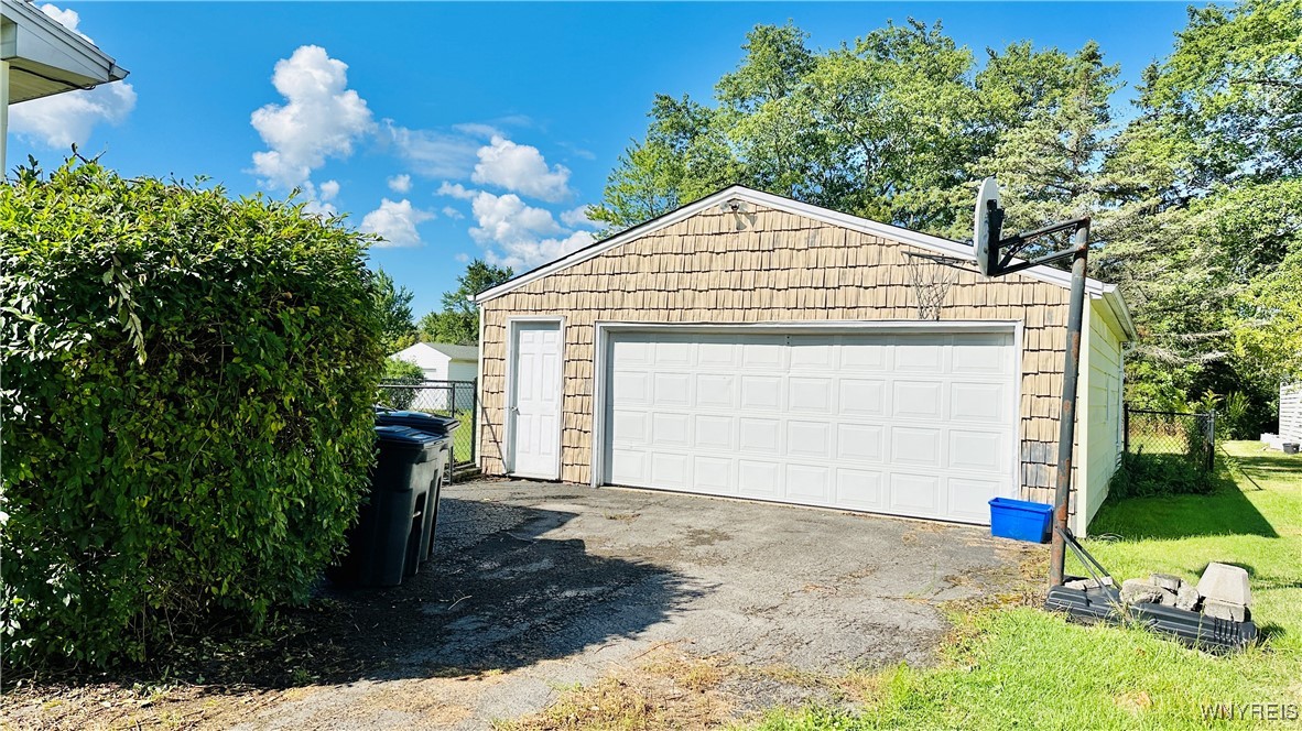 photo undefined: 6082 Townline Road, Wheatfield NY 14094