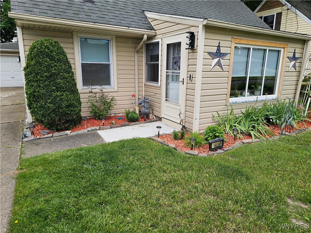 photo undefined: 555 77th Street, Niagara Falls NY 14304