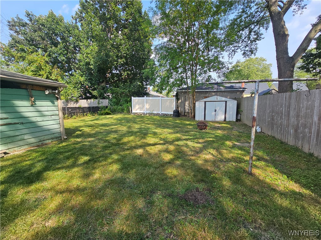 photo undefined: 555 77th Street, Niagara Falls NY 14304