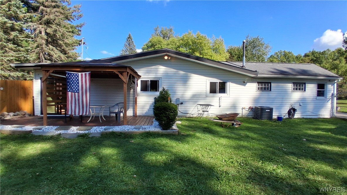 photo undefined: 8420 Northfield Road, Clarence NY 14032