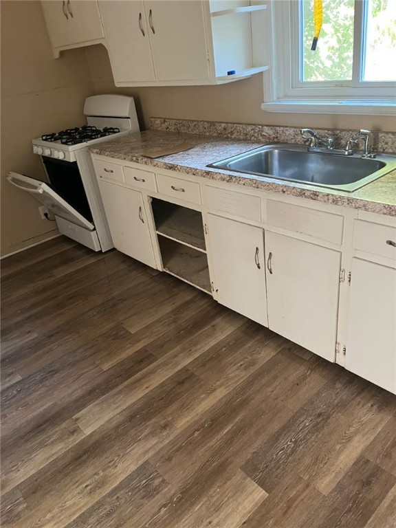photo N32Y6YUfK2rTQ-wSbBfoy4aGdatGl24gqYc: 37 Ferndale Crescent, Rochester NY 14609