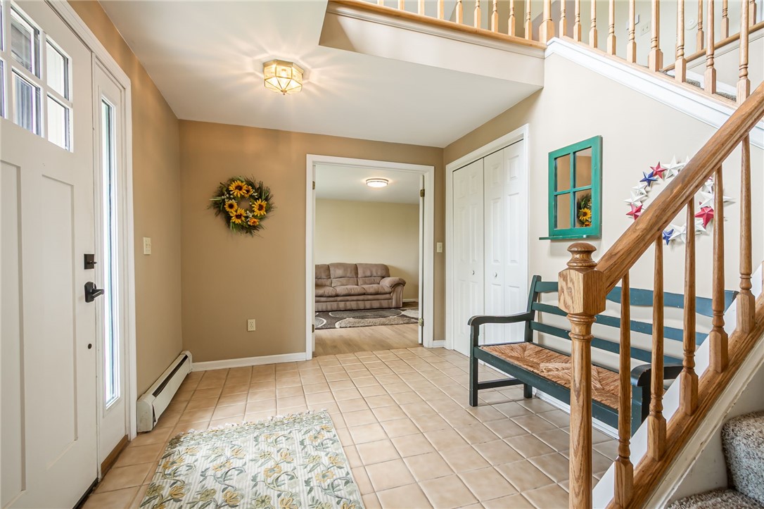photo 4 : 4 Old Meadow Court, Livonia NY 14487