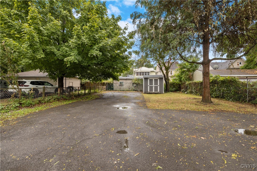 photo 4 : 633 Park Avenue, Syracuse NY 13204