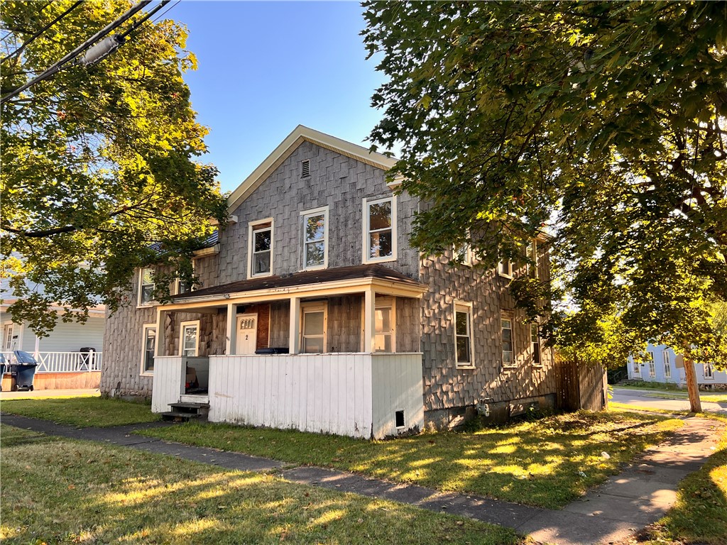 photo J9i3AsXIareL6xIsOoC: 2 Spencer Street, Lyons NY 14489