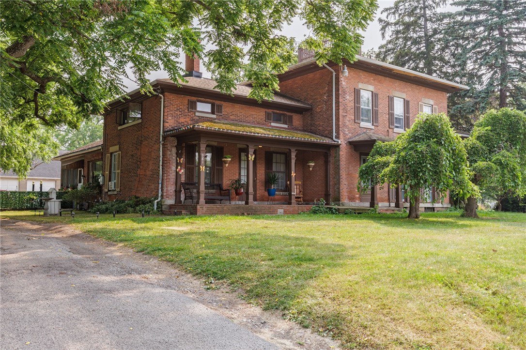 photo pitS0IE: 981 Latta Road 2, Greece NY 14612