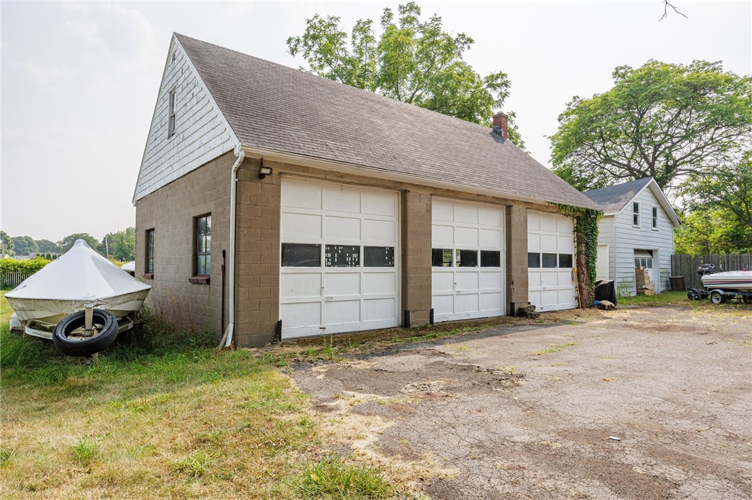 photo G4zCVEozXVuGI: 981 Latta Road 2, Greece NY 14612