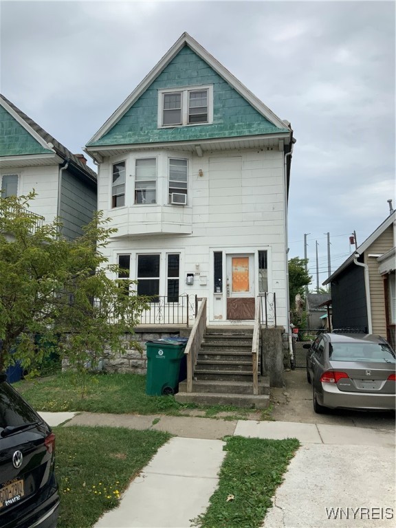photo HmnoQHYG6TBkJCo: 562 Fargo Avenue, Buffalo NY 14213