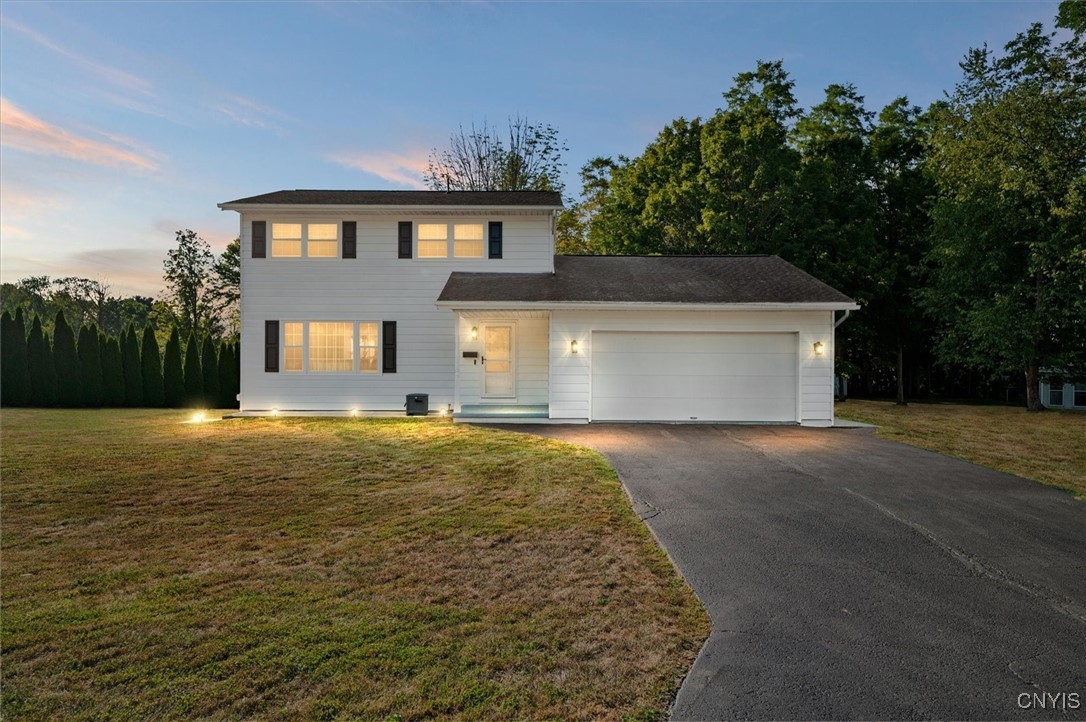 photo c84crD2vvTzlIsoufhuXVnmiCYcA5XvCshoEXE: 54 Clintonview Boulevard, New Hartford NY 13413