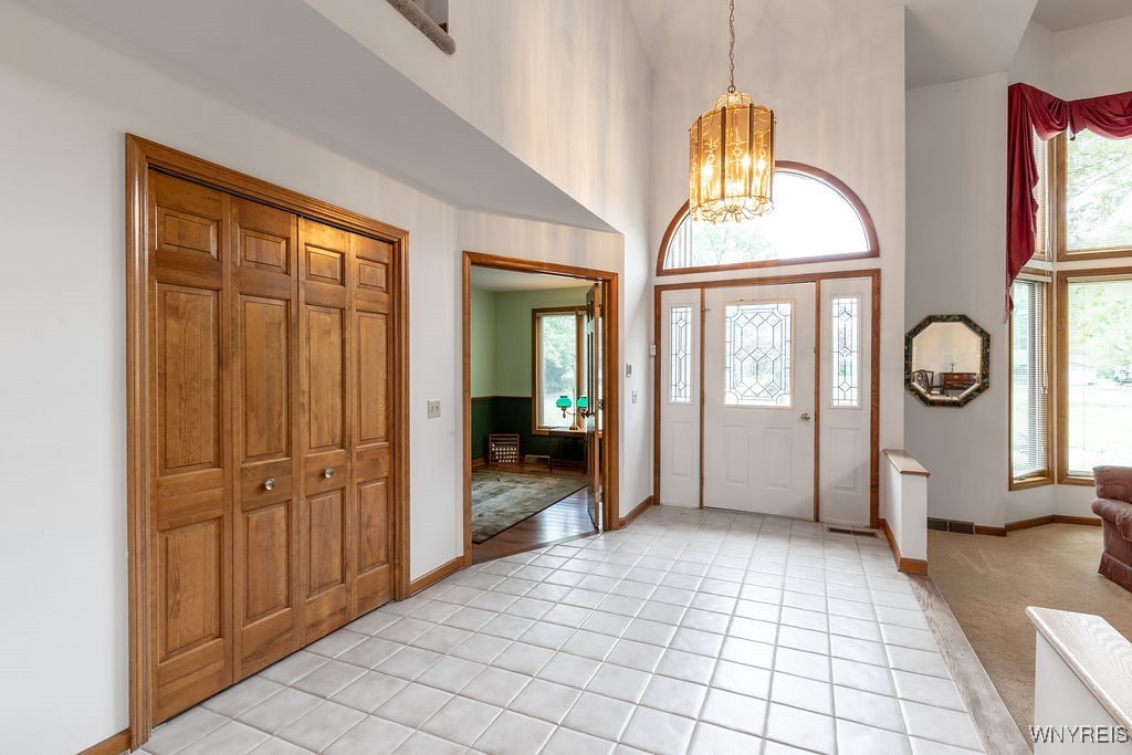 photo 3 : 550 Hall Road, Elma NY 14059