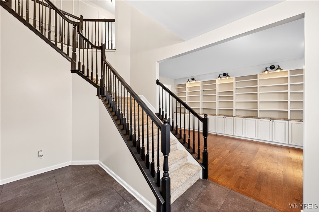 photo 3 : 95 Graystone Lane, Orchard Park NY 14127