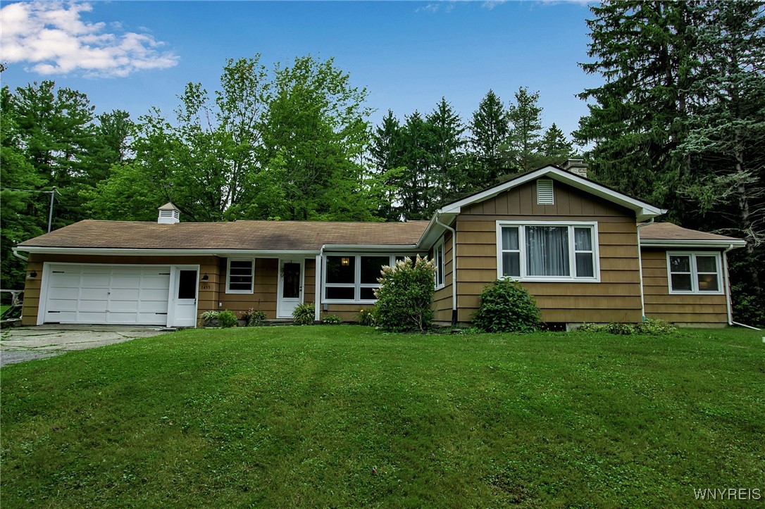 photo undefined: 1455 Center Street, Aurora NY 14052