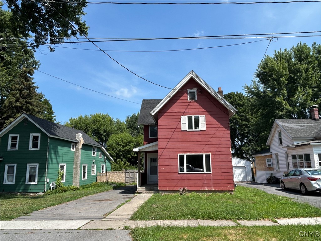photo qQuxEUrqk7QBZeKMSdv1JSP0033iy: 1029 Gill Street, Watertown City NY 13601