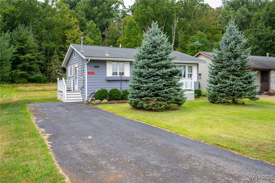 photo 2 : 10669 Prospect Street, Perrysburg NY 14070