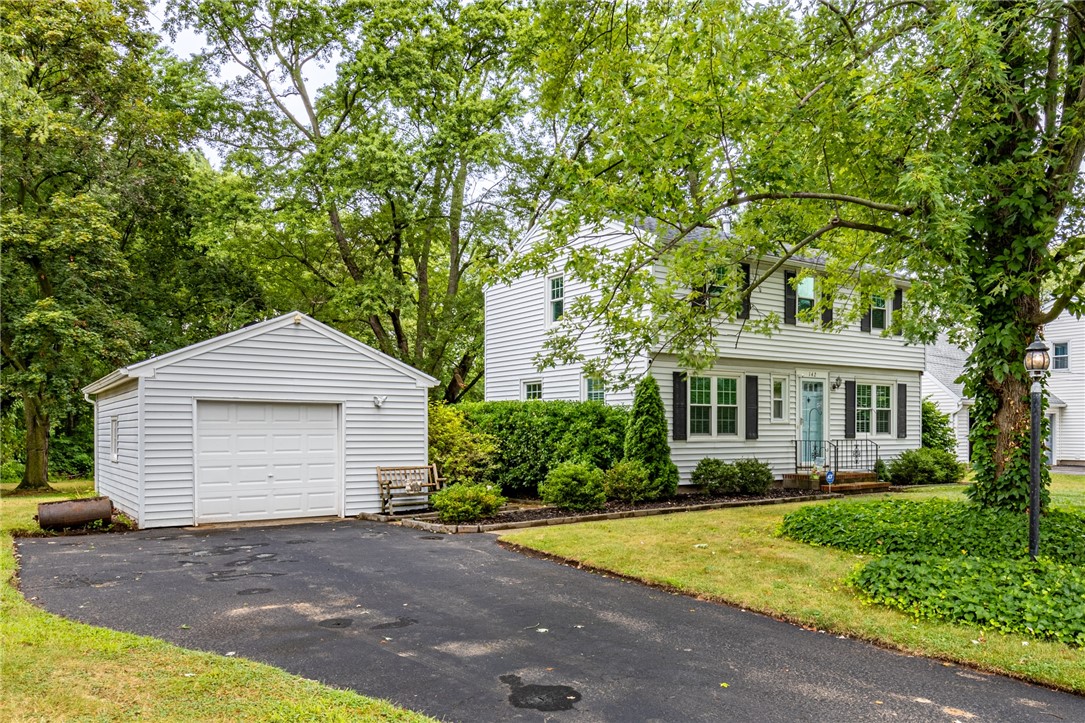 photo 3 : 142 Westside Drive, Gates NY 14624