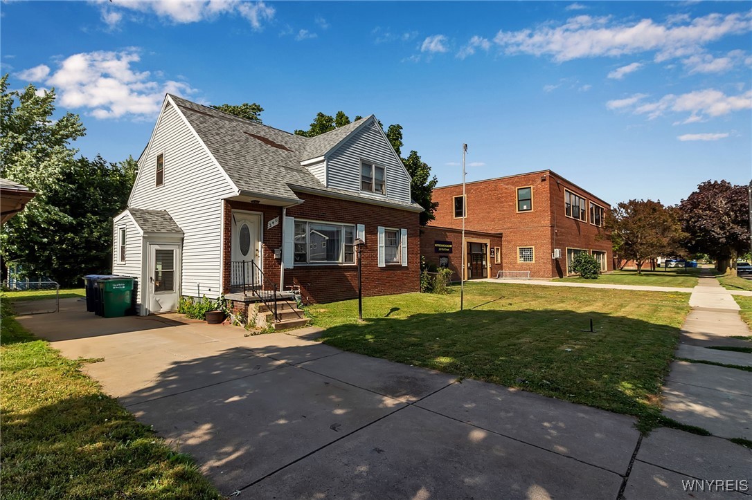 photo 2 : 240 Okell Street, Buffalo NY 14220