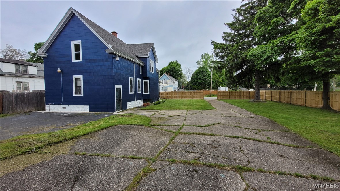photo undefined: 325 BOX AVE (UPPER) Avenue, Buffalo NY 14211