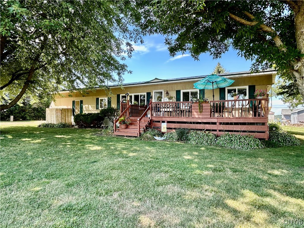 photo R5RNT7rzYEEc6vyDtLKdht7A7g: 33797 Carlton Drive, Cape Vincent NY 13618