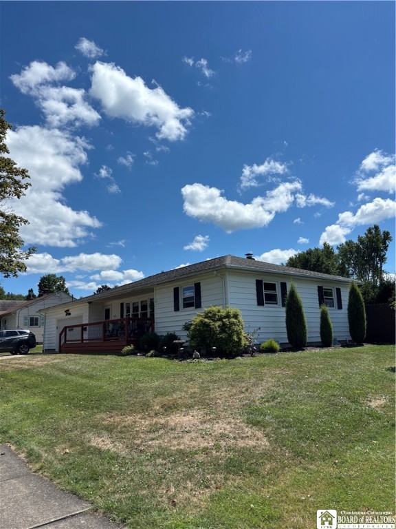 photo RbN76ZECY-C: 42 Allendale Avenue, Jamestown NY 14701