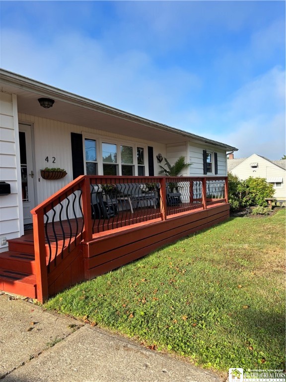 photo 3 : 42 Allendale Avenue, Jamestown NY 14701