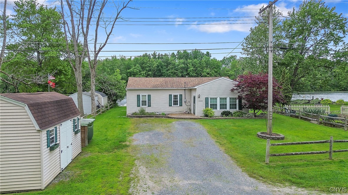 photo KUNImbtQ3Z0KkGi7cLcIj: 3528 Horseshoe Island Road, Clay NY 13041