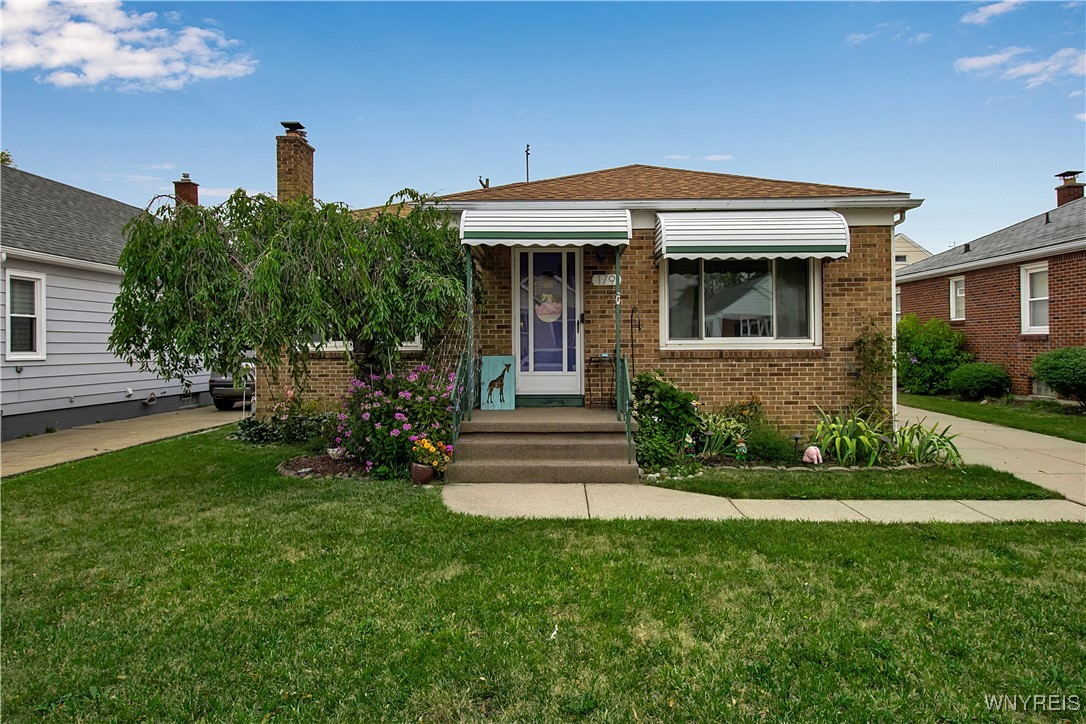 photo 0mpq5AA: 179 Hamilton Boulevard, Tonawanda NY 14127