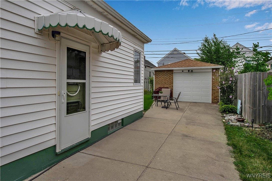 photo 2 : 179 Hamilton Boulevard, Tonawanda NY 14127