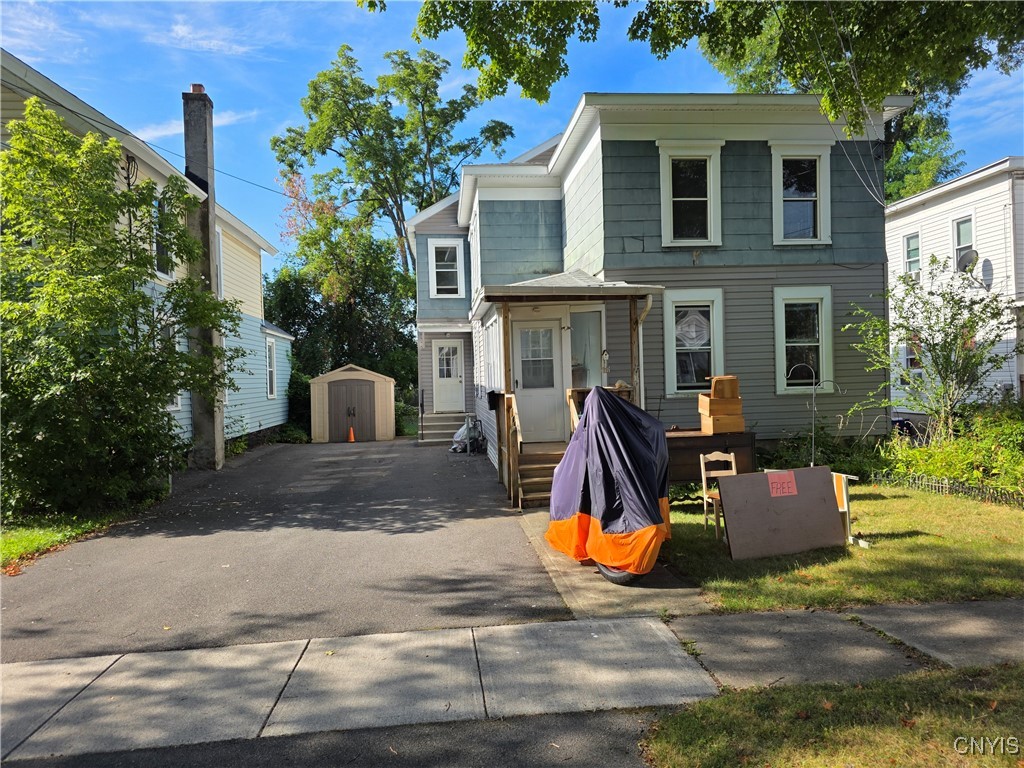 photo -XIwAZKvUI10UV9CqyyM: 223 West Ellis Street, DeWitt NY 13057