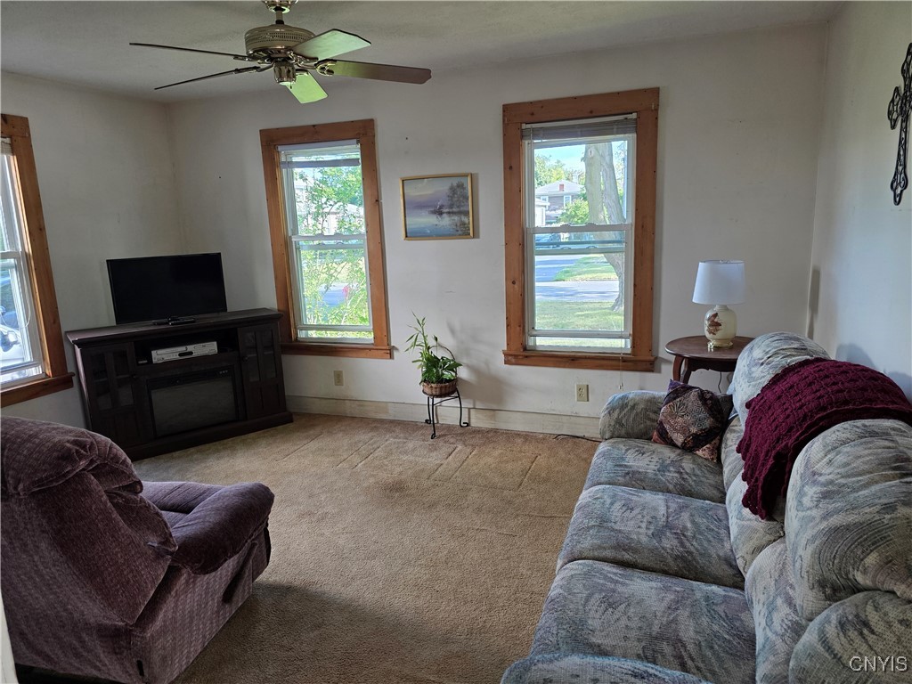 photo 3 : 223 West Ellis Street, DeWitt NY 13057
